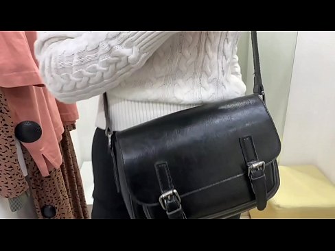 ❤️ Публичная мастурбация молоденькой сучки ФералБерри с дилдо в примерочной ️❌ Шлюхи у нас ☑